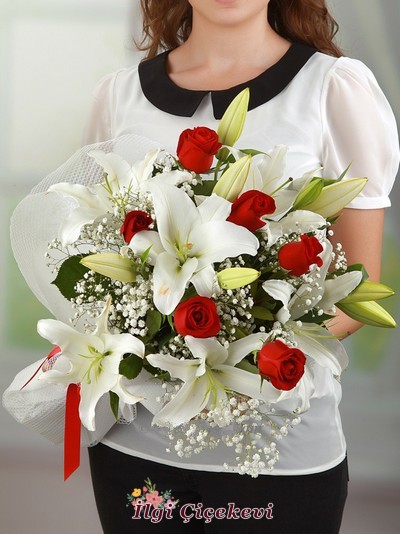 Kazablanka ve Gül Buketi